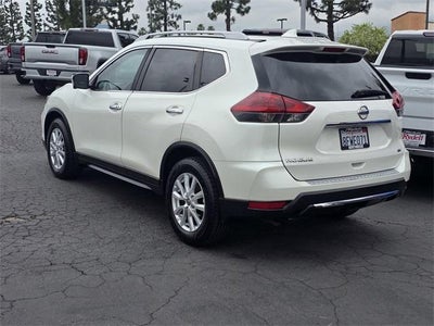 2018 Nissan Rogue FWD SV