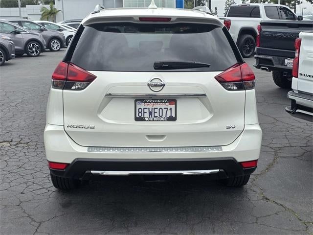 2018 Nissan Rogue FWD SV