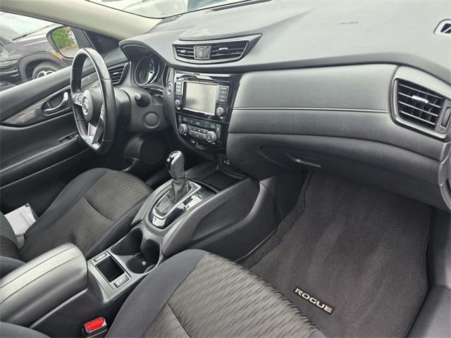 2018 Nissan Rogue FWD SV