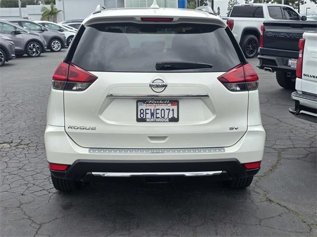 2018 Nissan Rogue FWD SV