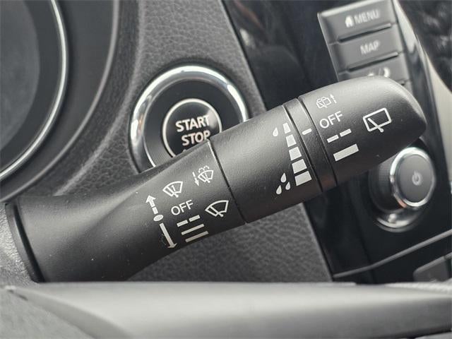 2018 Nissan Rogue FWD SV