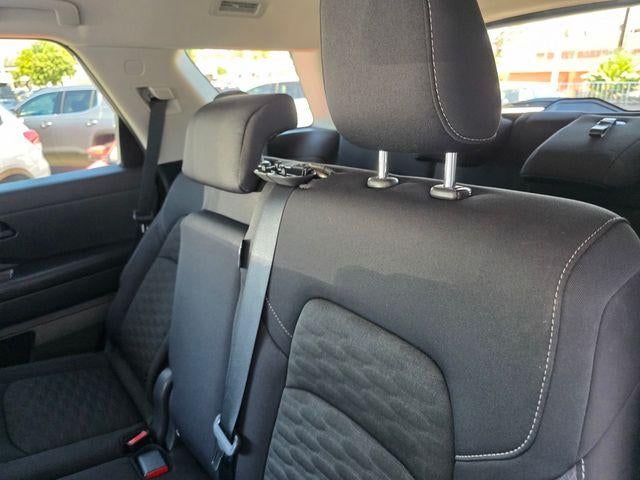 2024 Nissan Pathfinder S 2WD