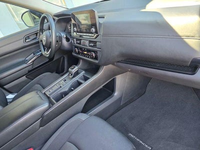 2024 Nissan Pathfinder S 2WD