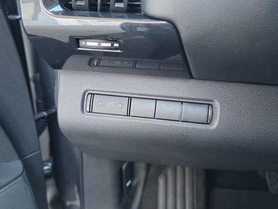 2024 Nissan Pathfinder S 2WD