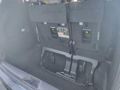 2022 Toyota Sienna Platinum FWD 7-Passenger (Natl)