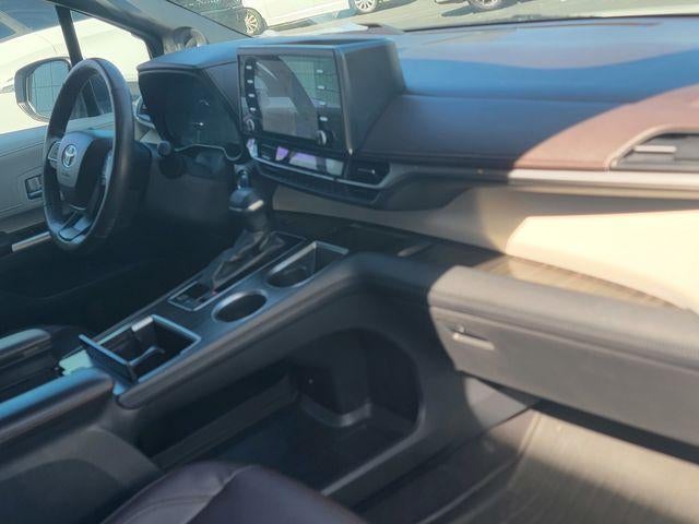 2022 Toyota Sienna Platinum FWD 7-Passenger (Natl)