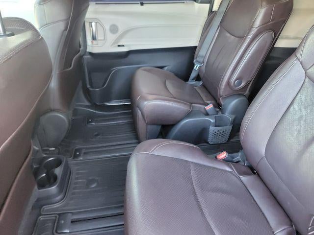 2022 Toyota Sienna Platinum FWD 7-Passenger (Natl)