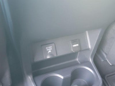 2022 Toyota Sienna Platinum FWD 7-Passenger (Natl)