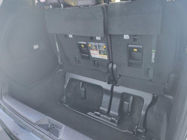 2022 Toyota Sienna Platinum FWD 7-Passenger (Natl)