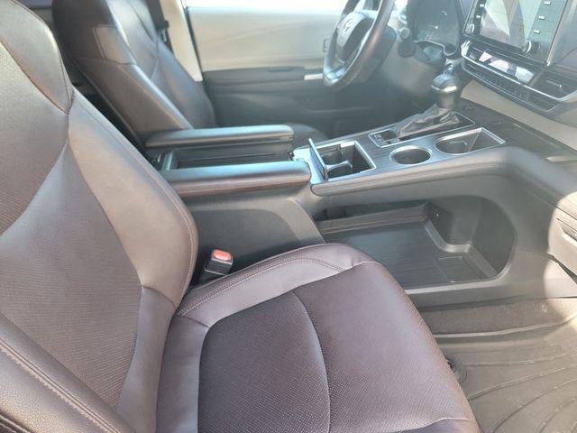 2022 Toyota Sienna Platinum FWD 7-Passenger (Natl)