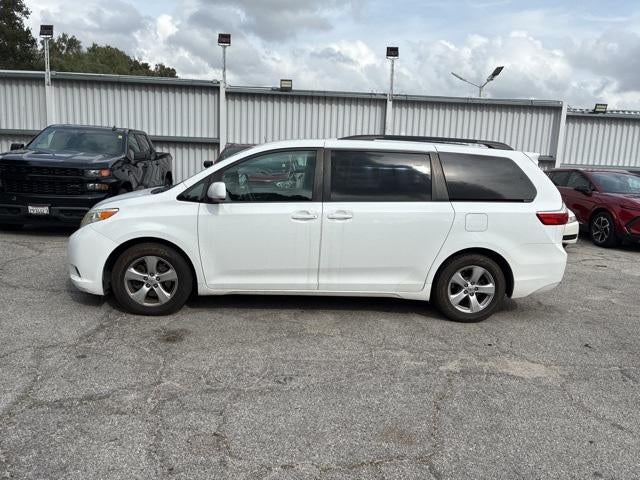 2015 Toyota Sienna 5dr 8-Pass Van LE FWD (Natl)