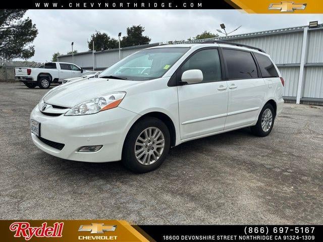 2010 Toyota Sienna 5dr 7-Pass Van XLE FWD (Natl)