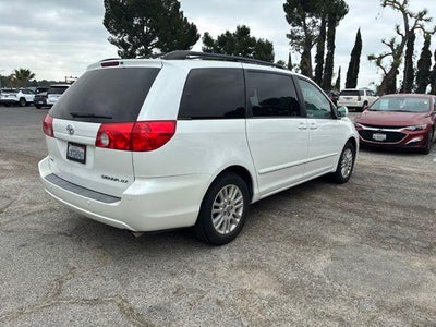 2010 Toyota Sienna 5dr 7-Pass Van XLE FWD (Natl)