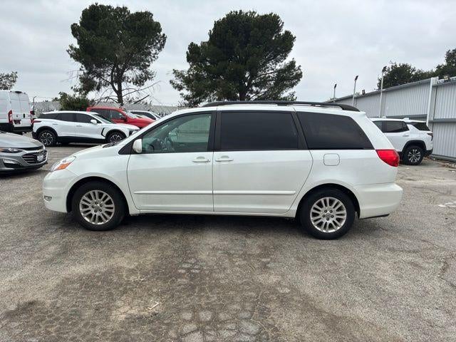 2010 Toyota Sienna 5dr 7-Pass Van XLE FWD (Natl)