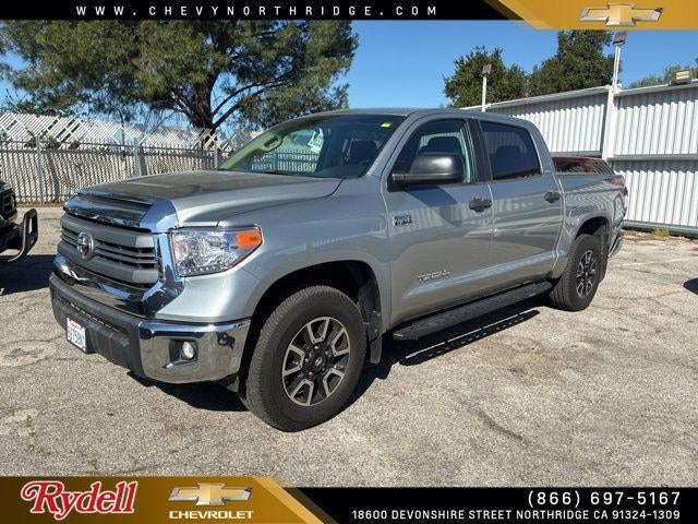 2014 Toyota Tundra 4WD Truck 4WD CrewMax Short Bed 5.7L SR5 (Natl)