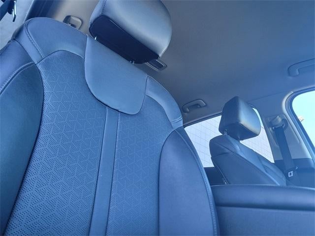 2022 Kia Sorento S FWD