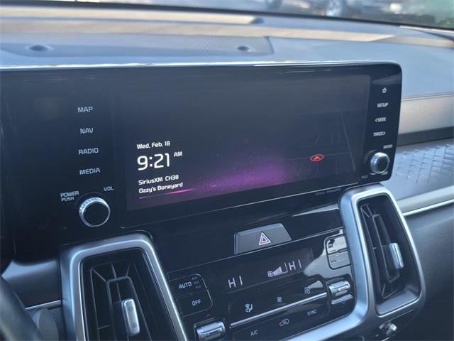 2022 Kia Sorento S FWD