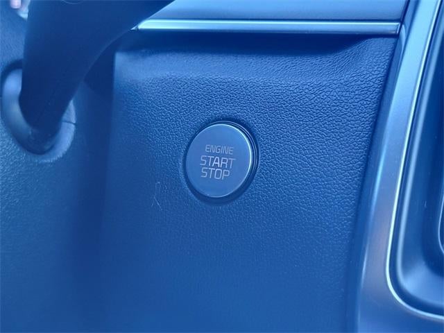 2022 Kia Sorento S FWD