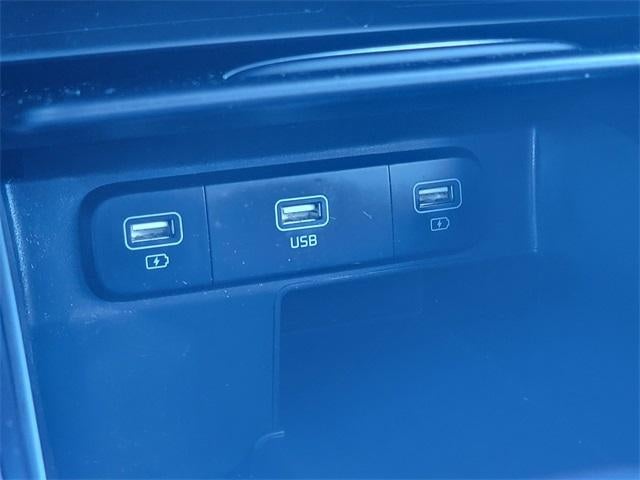 2022 Kia Sorento S FWD