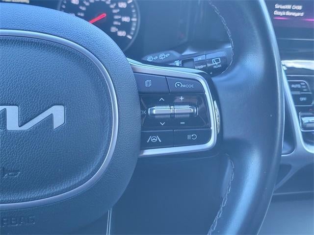 2022 Kia Sorento S FWD