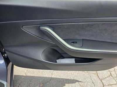 2021 Tesla Model 3 Base