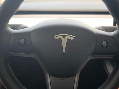 2023 Tesla Model 3 RWD