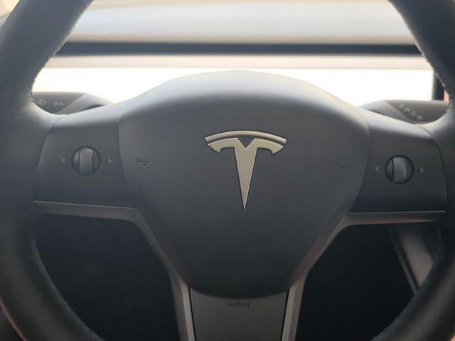 2023 Tesla Model 3 RWD