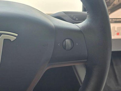 2023 Tesla Model 3 RWD