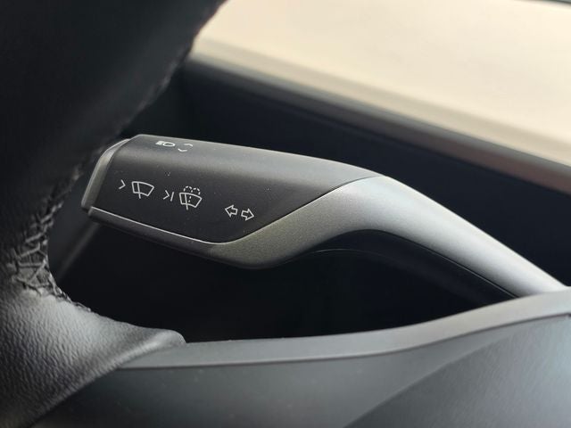 2023 Tesla Model 3 RWD