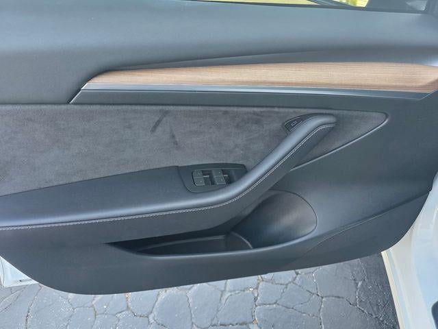 2023 Tesla Model 3 RWD