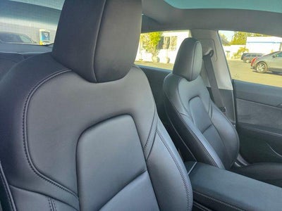 2023 Tesla Model 3 RWD