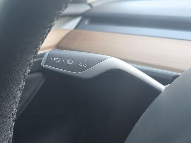 2023 Tesla Model 3 RWD