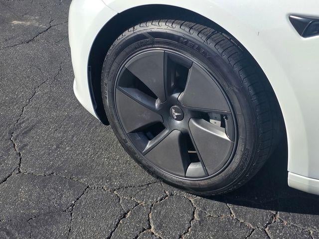 2023 Tesla Model 3 RWD