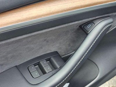 2023 Tesla Model 3 RWD