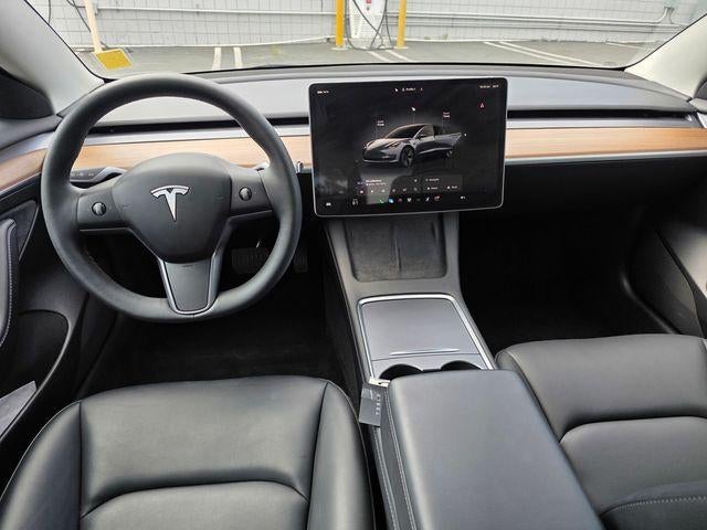 2023 Tesla Model 3 RWD