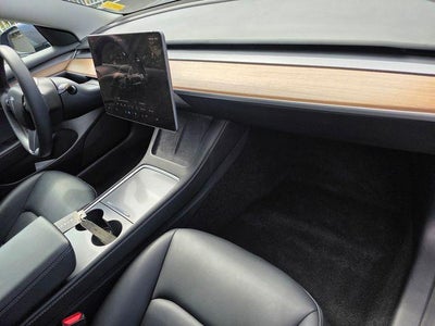 2023 Tesla Model 3 RWD