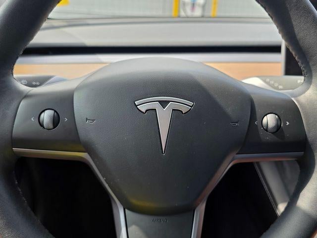 2023 Tesla Model 3 RWD