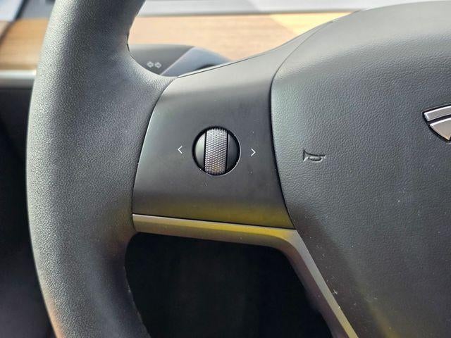 2023 Tesla Model 3 RWD