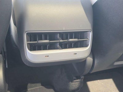 2025 Tesla Model Y Long Range AWD *Ltd Avail*