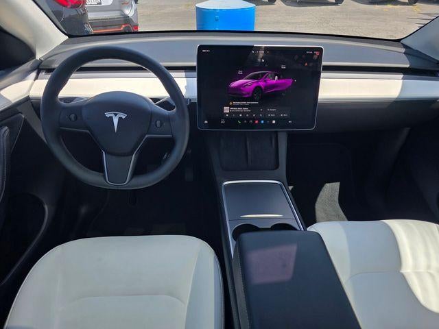 2025 Tesla Model Y Long Range AWD *Ltd Avail*