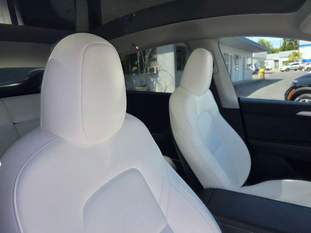 2025 Tesla Model Y Long Range AWD *Ltd Avail*