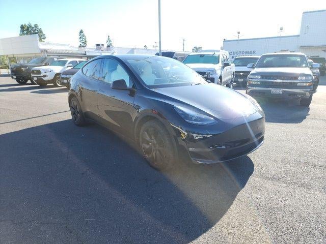 2025 Tesla Model Y Long Range AWD *Ltd Avail*