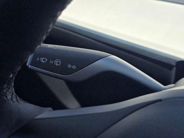 2025 Tesla Model Y Long Range AWD *Ltd Avail*