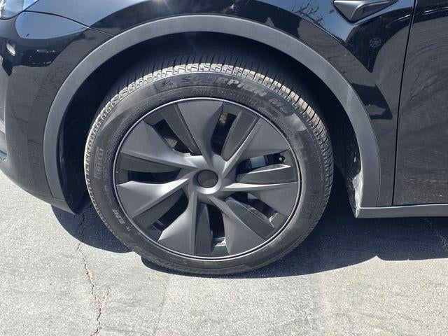 2025 Tesla Model Y Long Range AWD *Ltd Avail*