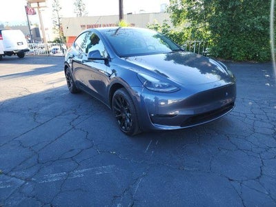 2023 Tesla Model Y RWD