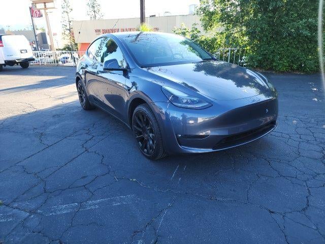2023 Tesla Model Y RWD