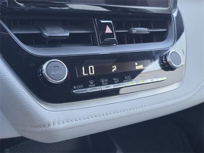 2023 Toyota Corolla SE CVT (Natl)