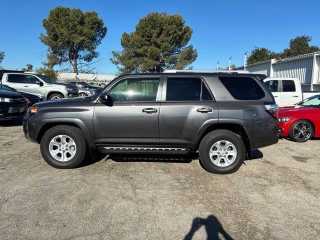2018 Toyota 4Runner SR5 2WD (Natl)