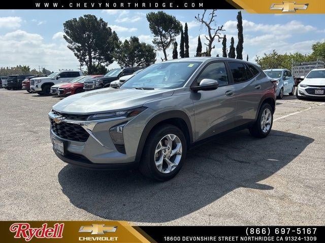 2024 Chevrolet Trax LS's photo