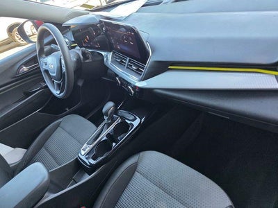 2025 Chevrolet Trax FWD 4dr LT